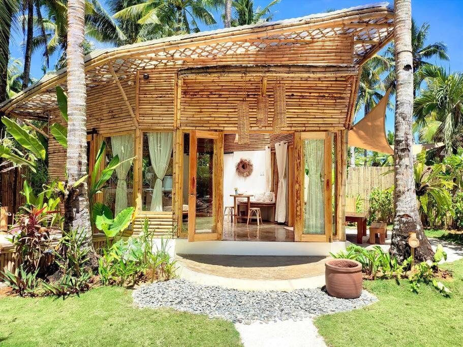 The Bamboo Houses - Tropical Garden & Empty Beach General Luna  Exterior foto